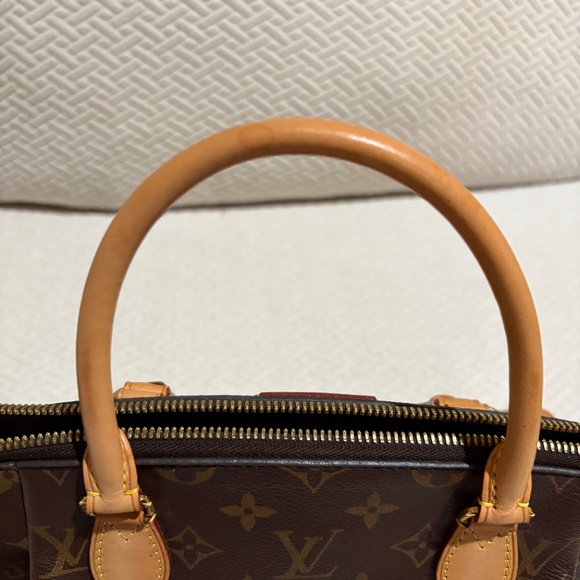 Louis Vuitton Turenne PM - Picture 6 of 11
